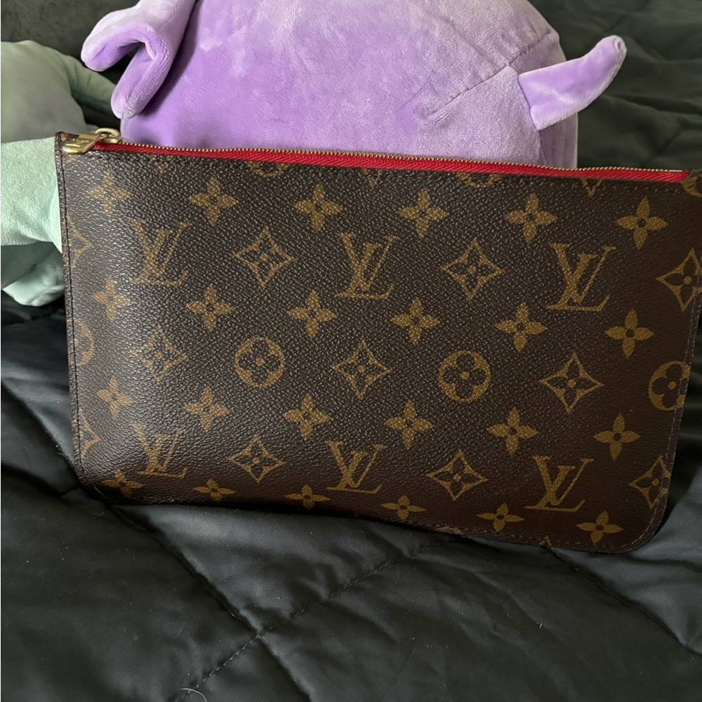 Louis Vuitton Classic Brown Monogram Tote - Picture 10 of 10